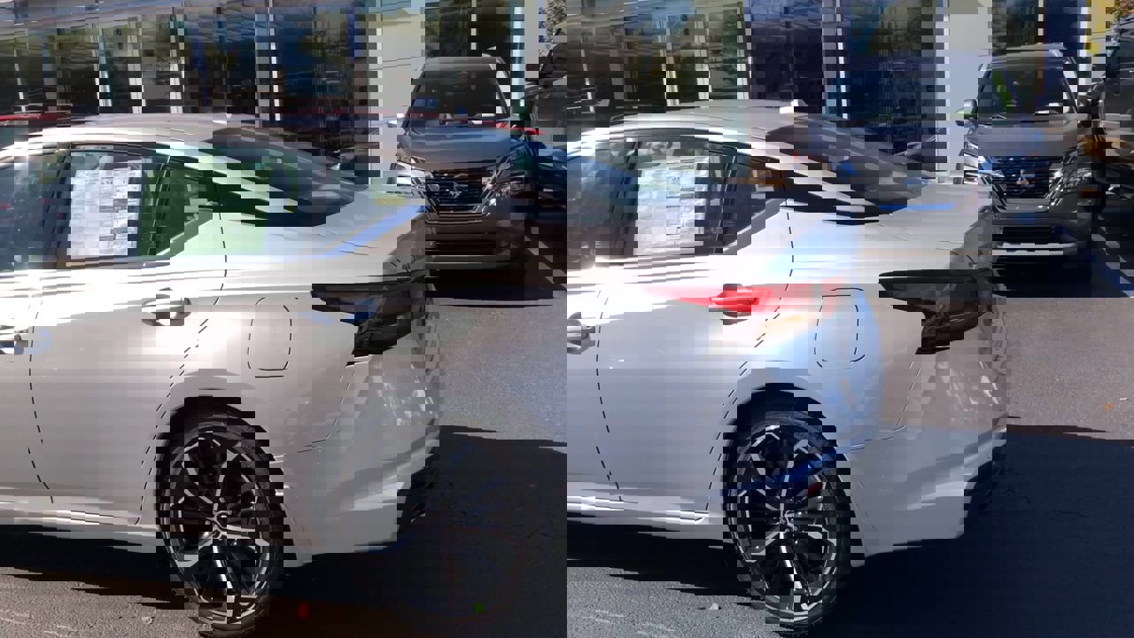 New 2025 Nissan Altima 2.5 SR w/ SR Premium Package image 6