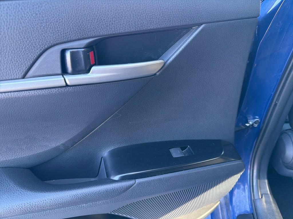 Used 2025 Toyota Camry LE image 24