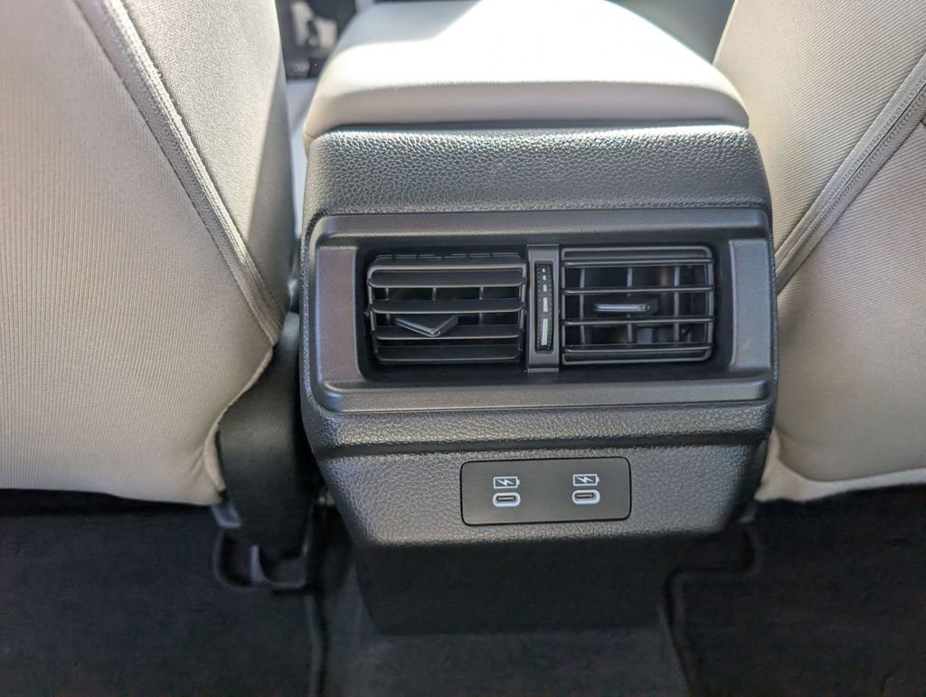 Used 2025 Honda Accord LX image 39