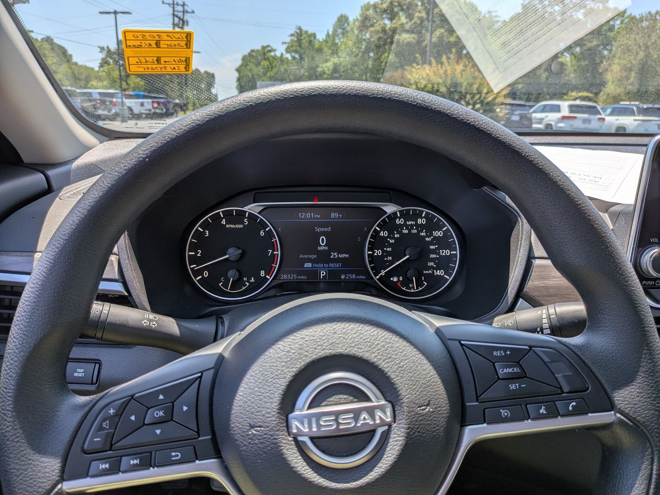 Used 2025 Nissan Altima 2.5 SV FWD image 12