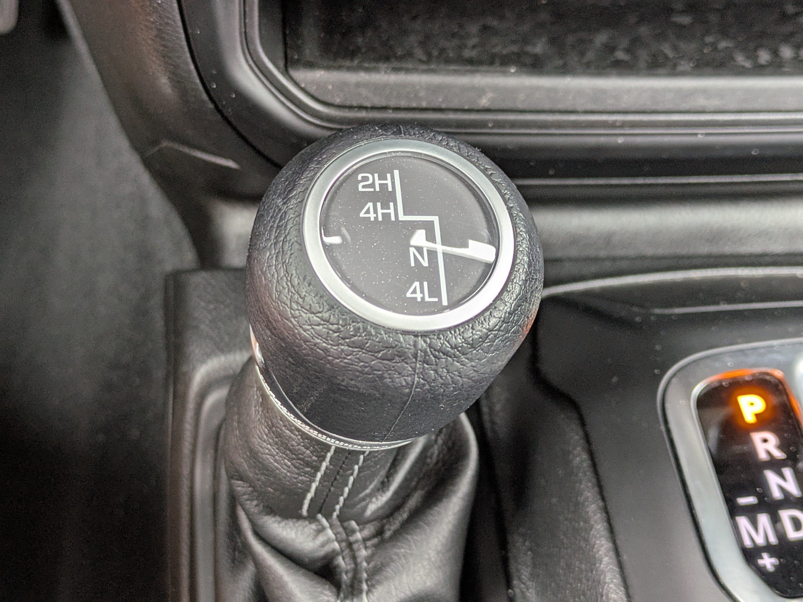 Used 2026 Jeep Wrangler Unlimited Sahara AWD/4WD image 29