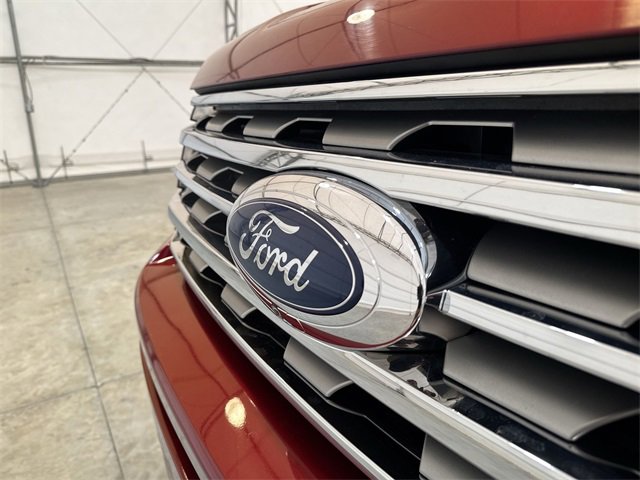 Used 2019 Ford Expedition Limited w/ Equipment Group 302A image 32