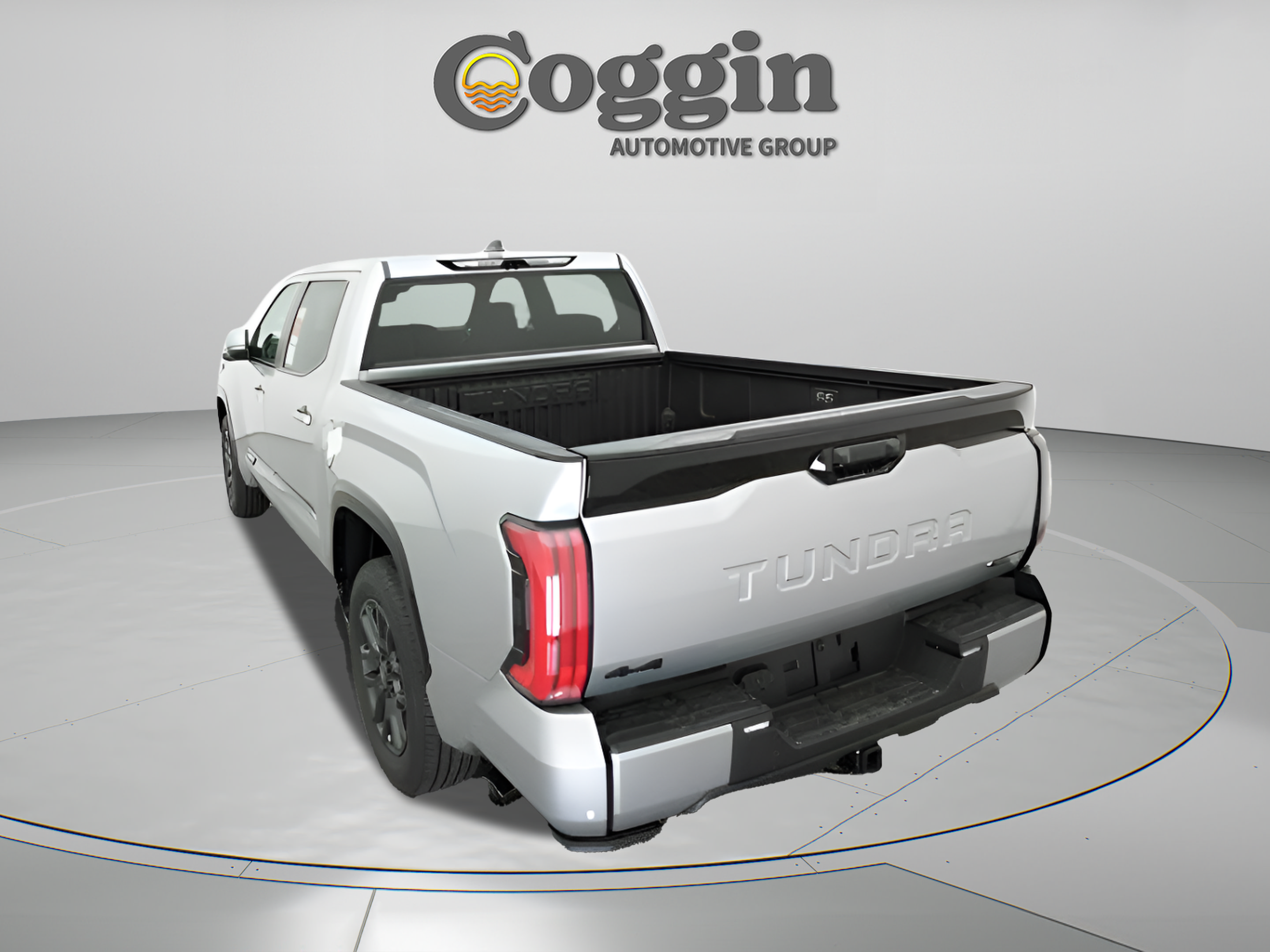 Used 2025 Toyota Tundra Platinum AWD/4WD image 11