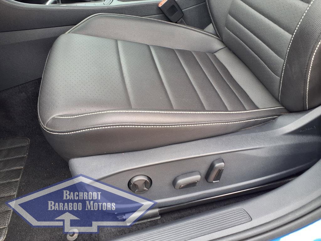 Used 2024 Volkswagen Jetta SE image 13