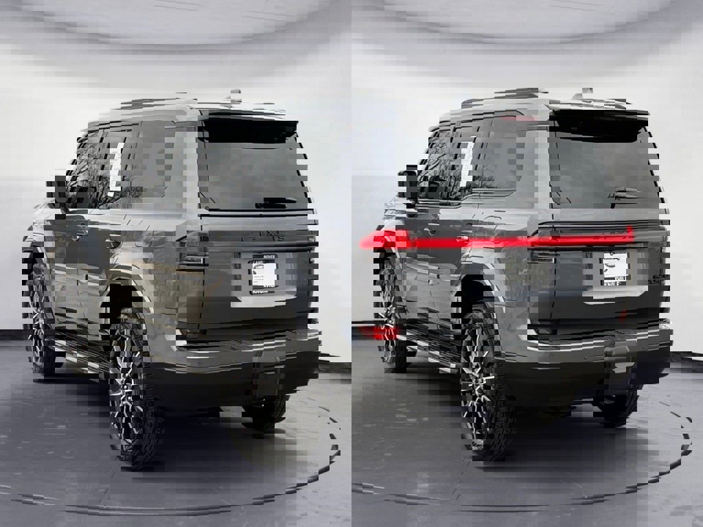 Used 2025 Lexus GX 550 w/ Accessory Package (2T) image 5