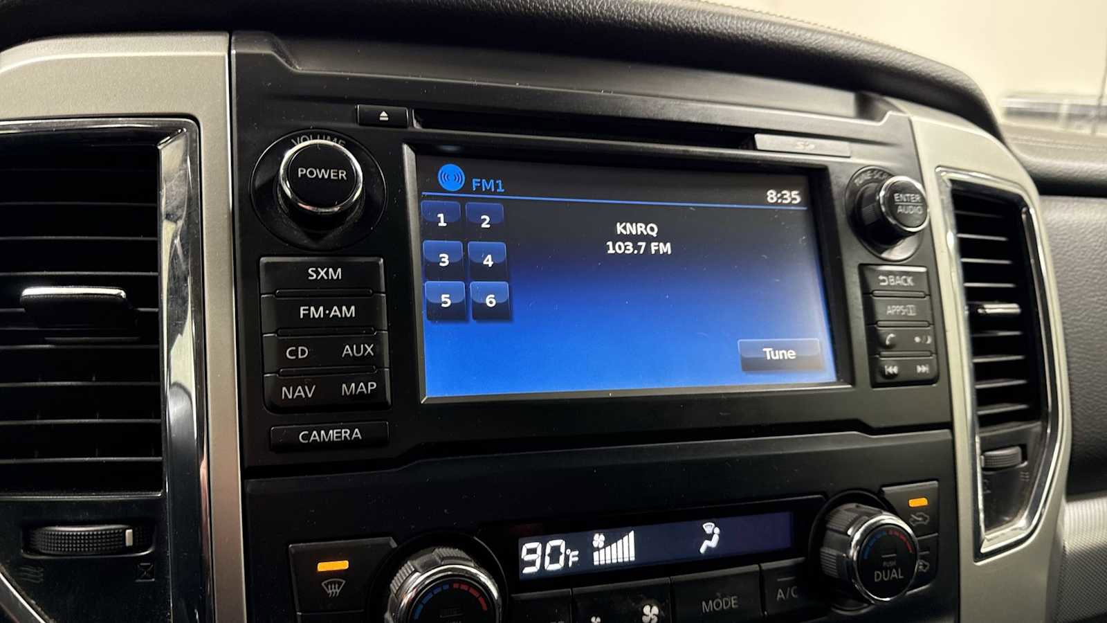 Used 2017 Nissan Titan PRO-4X image 18