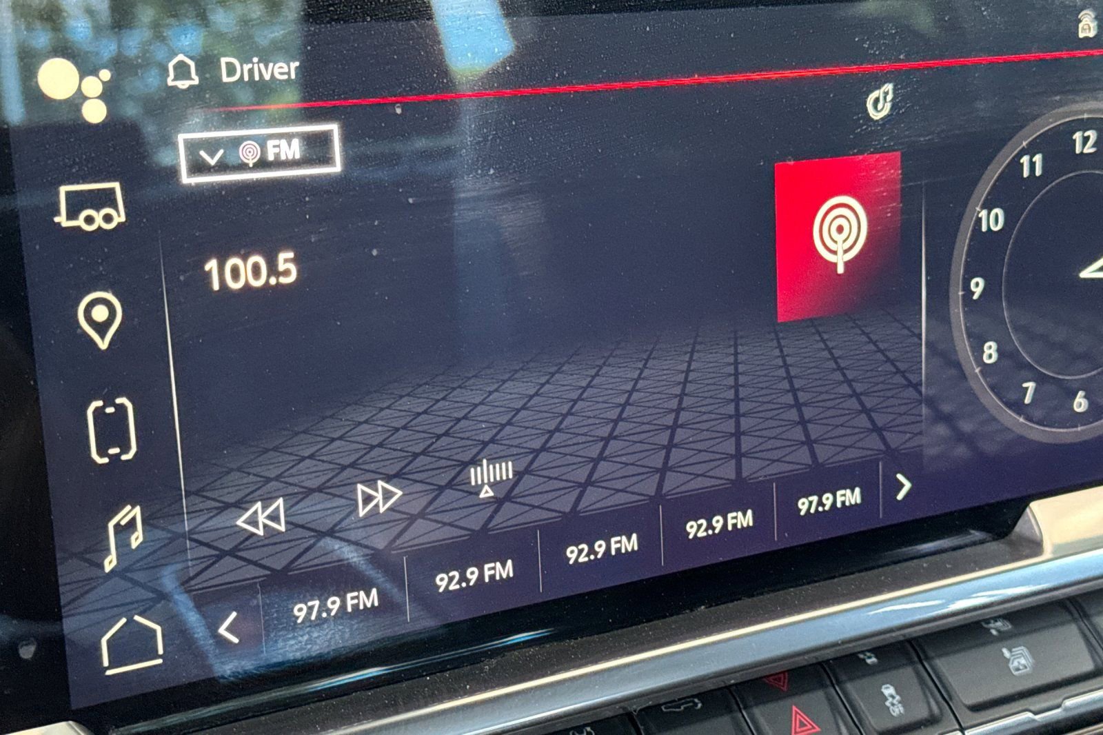 Used 2024 GMC Sierra 1500 SLT RWD image 25