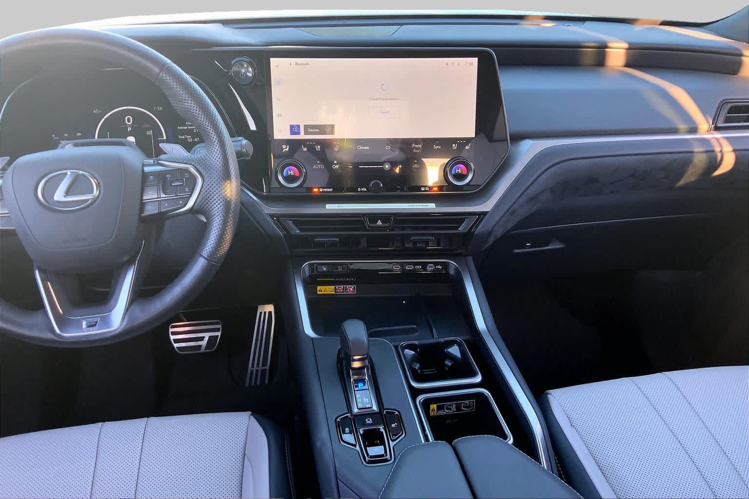 Certified 2026 Lexus TX 500h AWD w/ Technology Package image 6