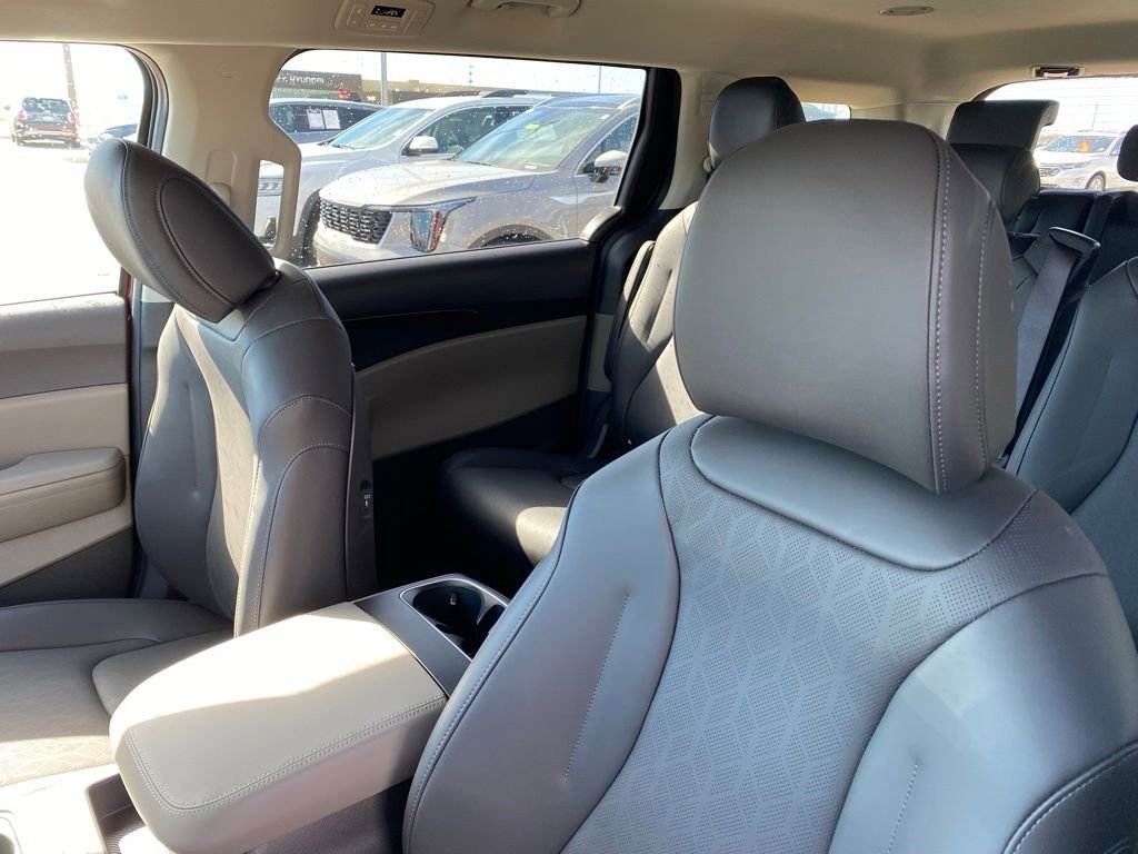 New 2026 Kia Carnival image 22