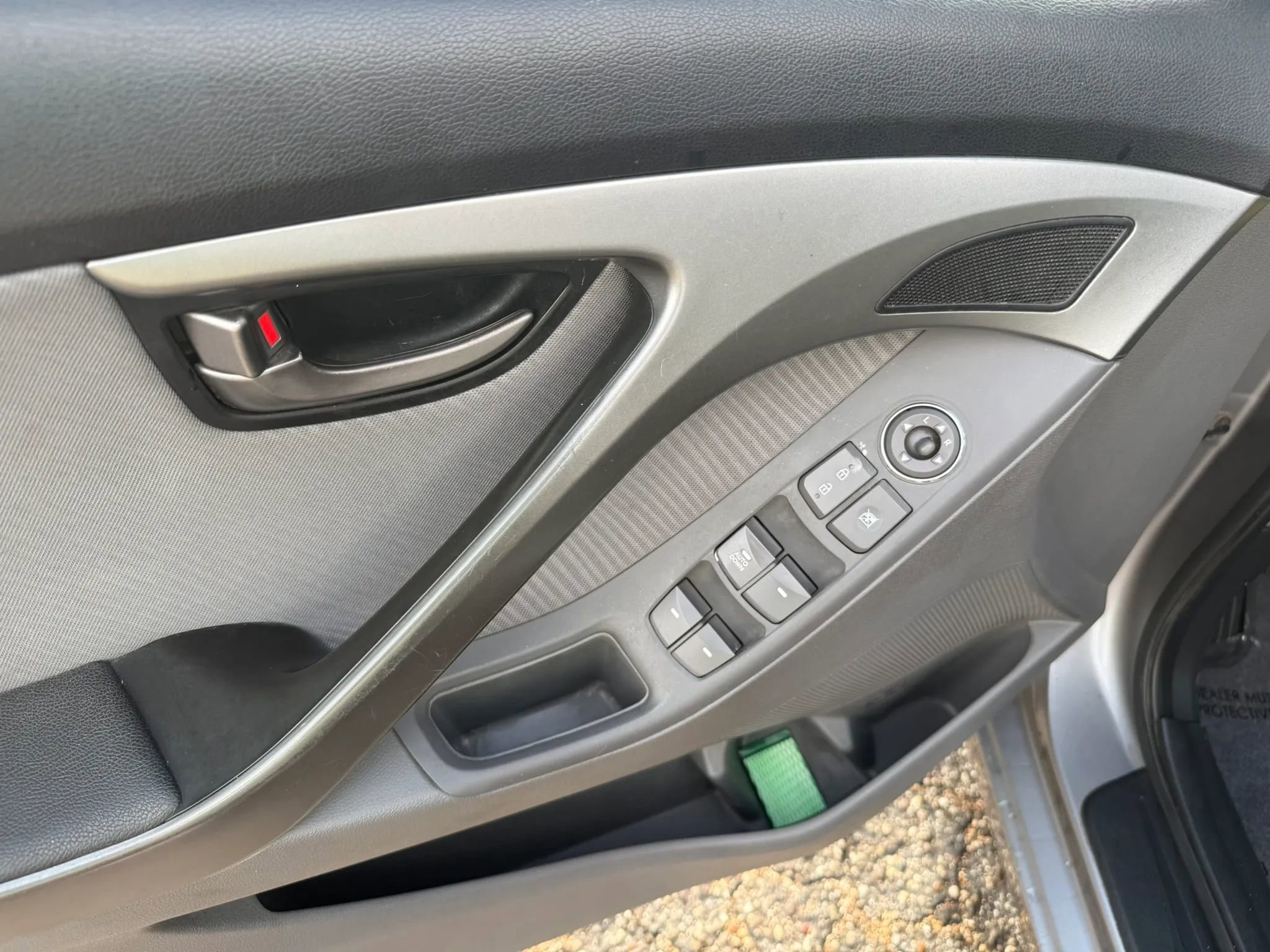 Used 2011 Hyundai Elantra GLS w/ Preferred Equipment Pkg 3 FWD image 8