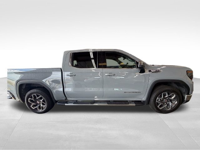 Used 2024 GMC Sierra 1500 SLE AWD/4WD image 6