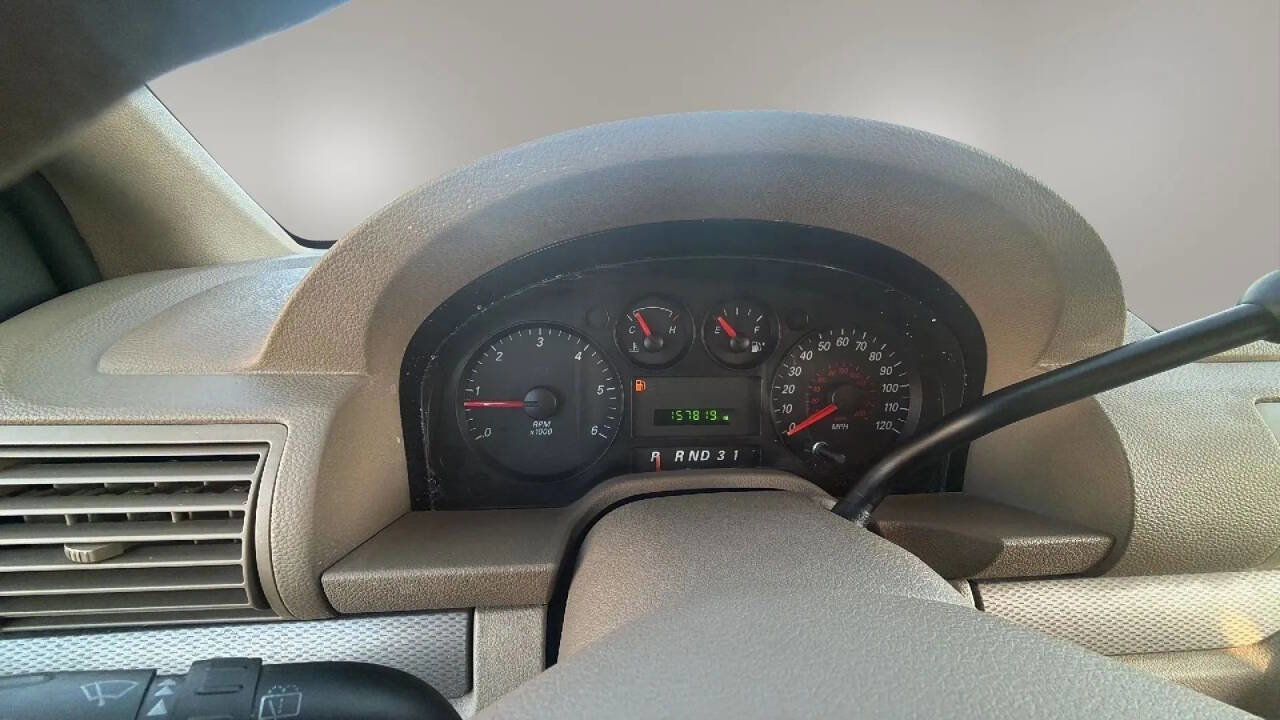 Used 2006 Ford Freestar SE FWD image 16