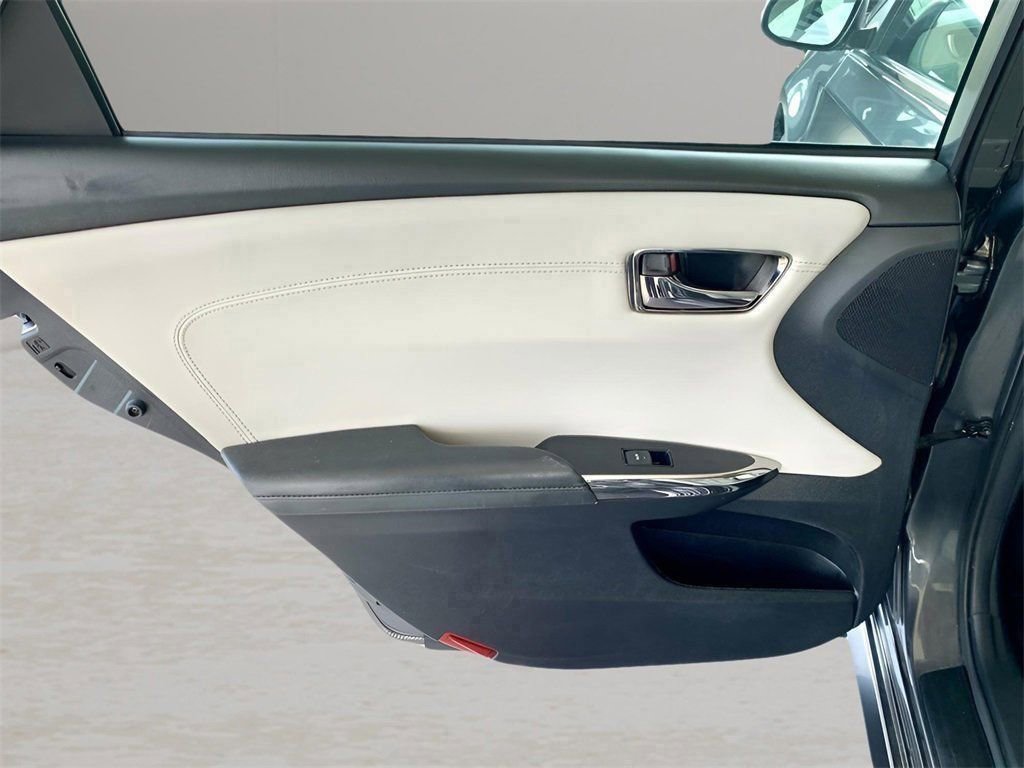 Used 2017 Toyota Avalon XLE Premium image 17