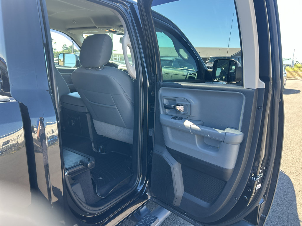 Used 2018 RAM 1500 Big Horn AWD/4WD image 29