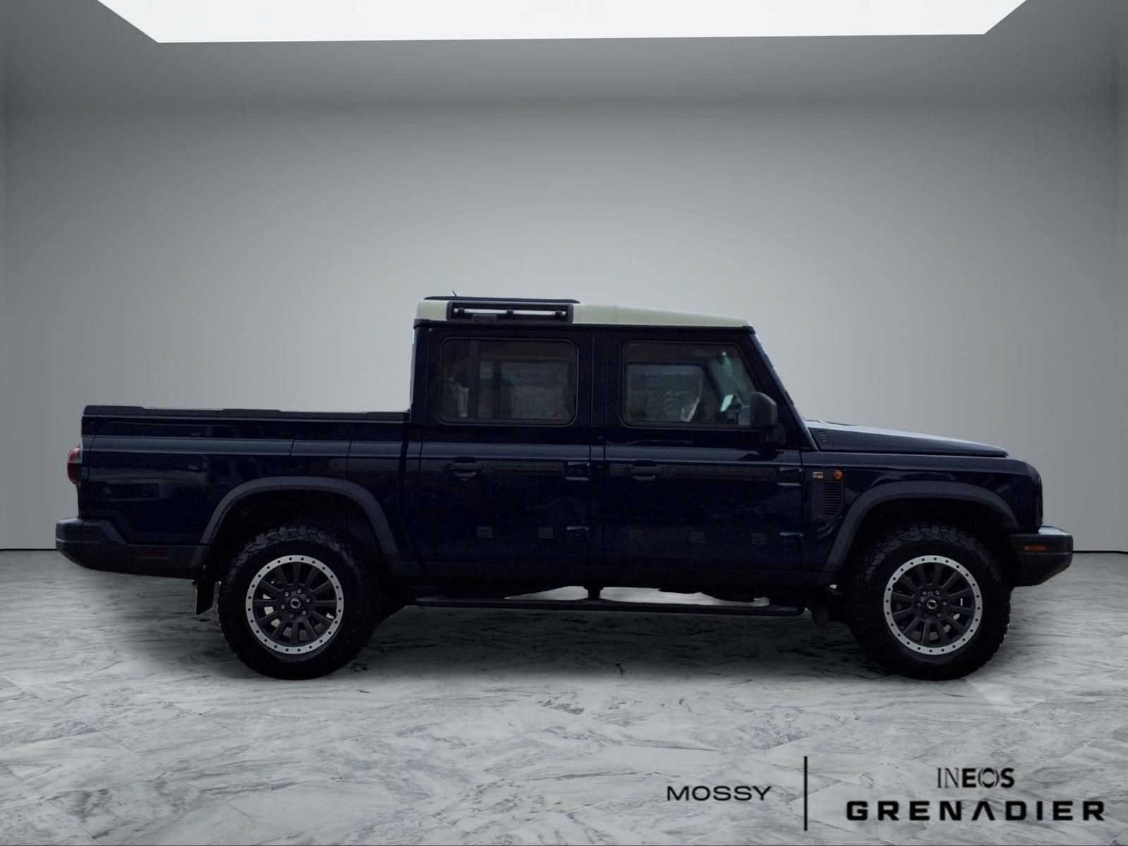 Used 2025 INEOS Grenadier Quartermaster AWD/4WD image 8