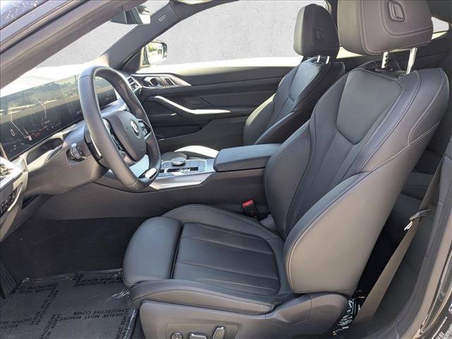 Used 2025 BMW 430i Coupe w/ Convenience Package RWD image 17