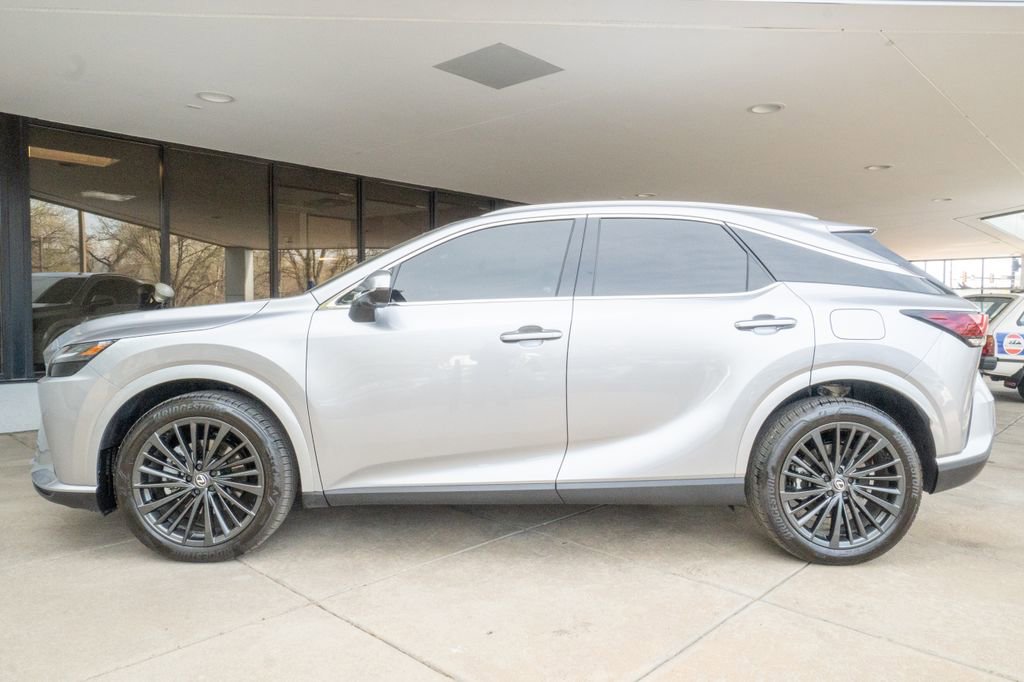 Used 2024 Lexus RX 350h w/ Convenience Package image 4