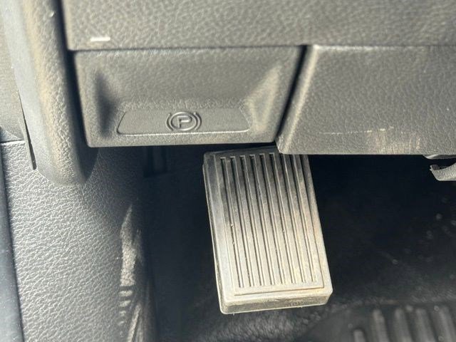 New 2025 RAM 5500 4x4 Regular Cab image 14