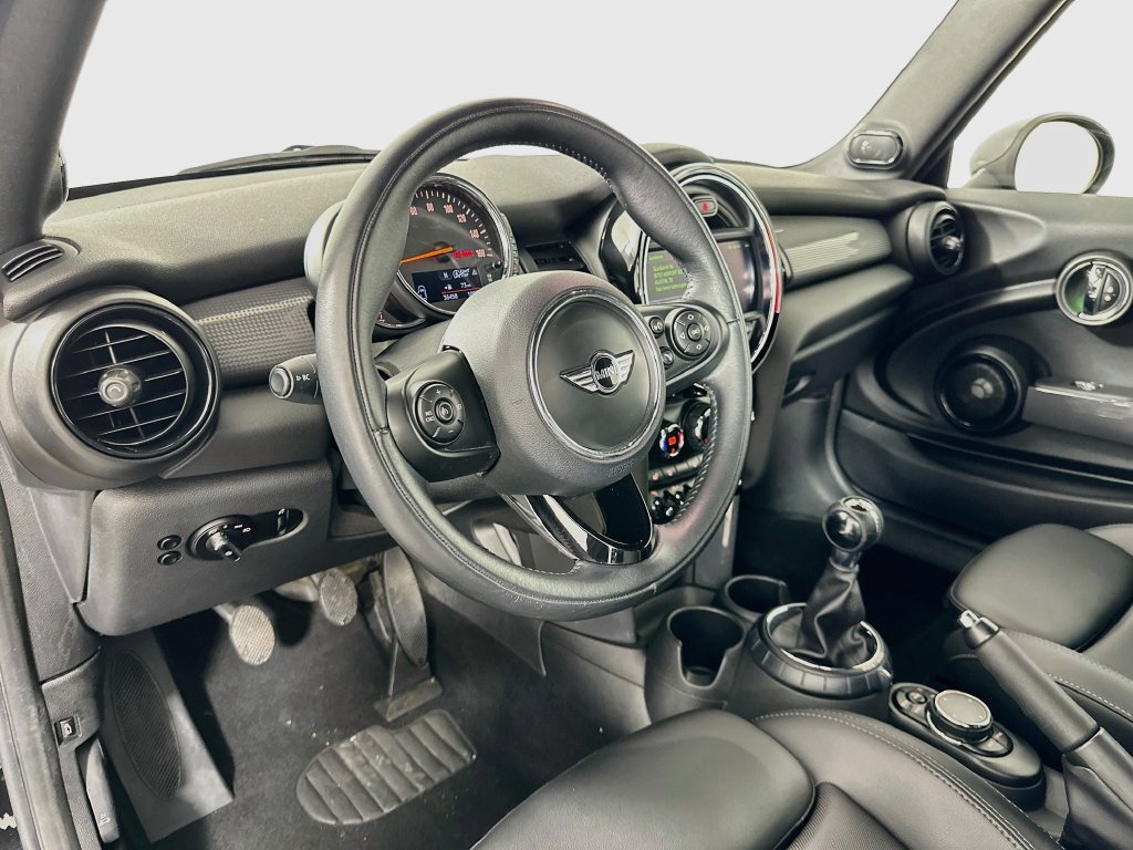 Used 2016 MINI Cooper Convertible FWD image 9