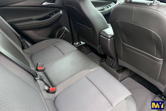 Used 2024 Buick Encore GX Preferred FWD image 18