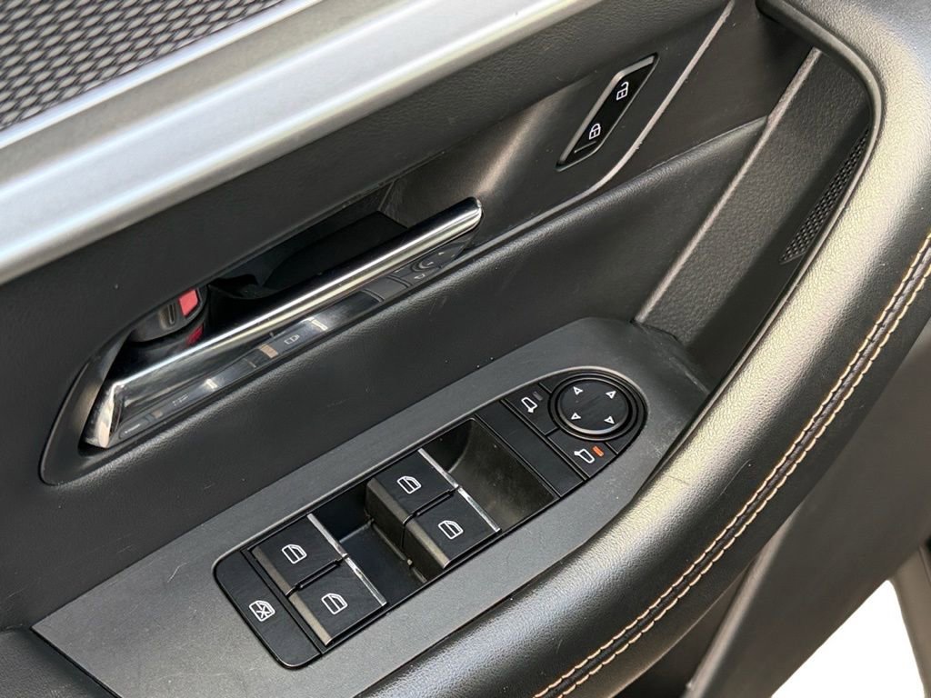 Used 2024 MAZDA CX-90 3.3 Turbo w/ Premium Package image 16