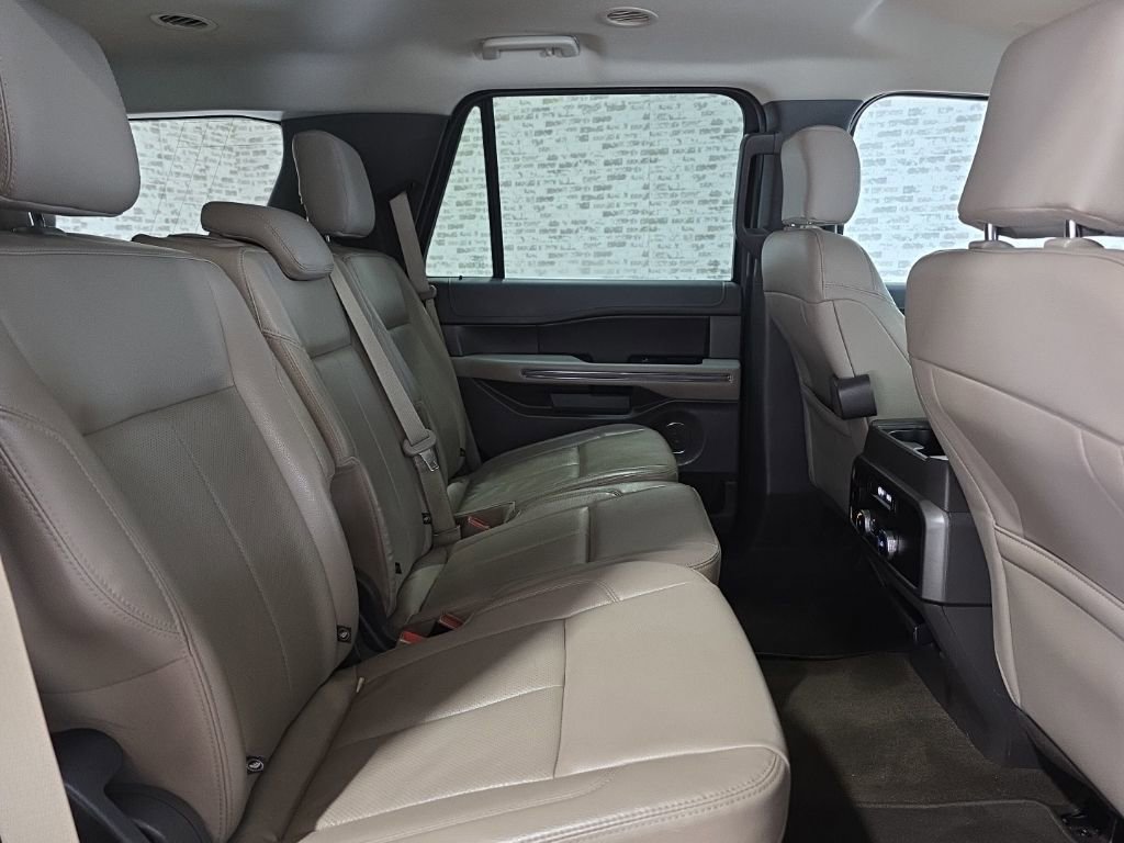 Used 2020 Ford Expedition XLT w/ Equipment Group 201A image 12