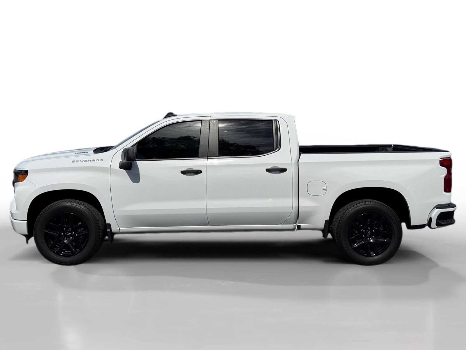 Used 2026 Chevrolet Silverado 1500 Custom RWD image 2
