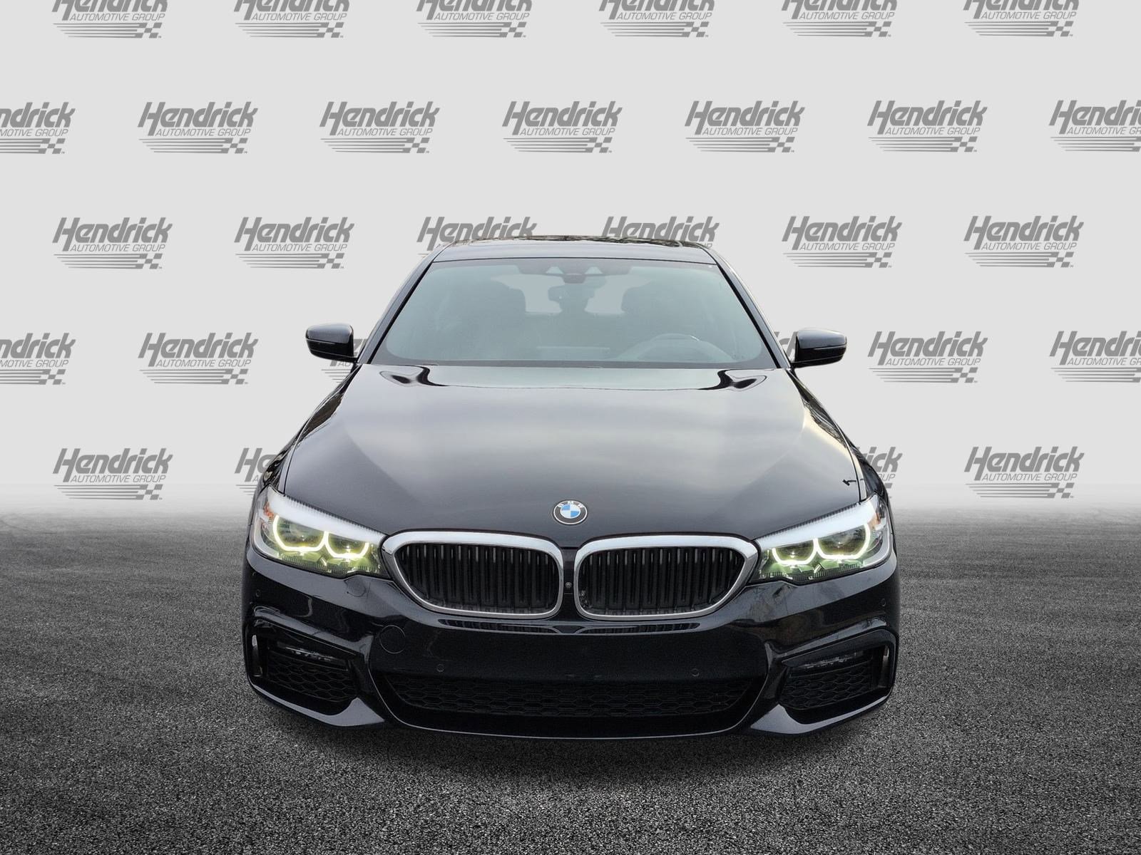 Used 2019 BMW 540i w/ M Sport Package image 3
