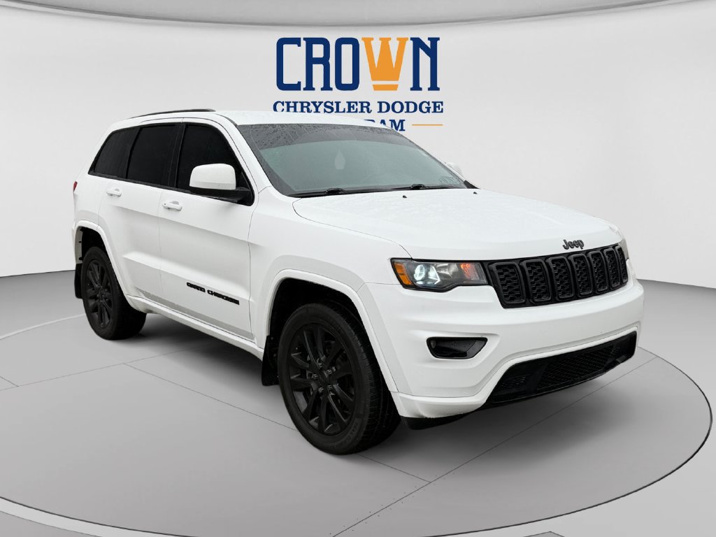 Used 2021 Jeep Grand Cherokee Laredo X AWD/4WD image 1