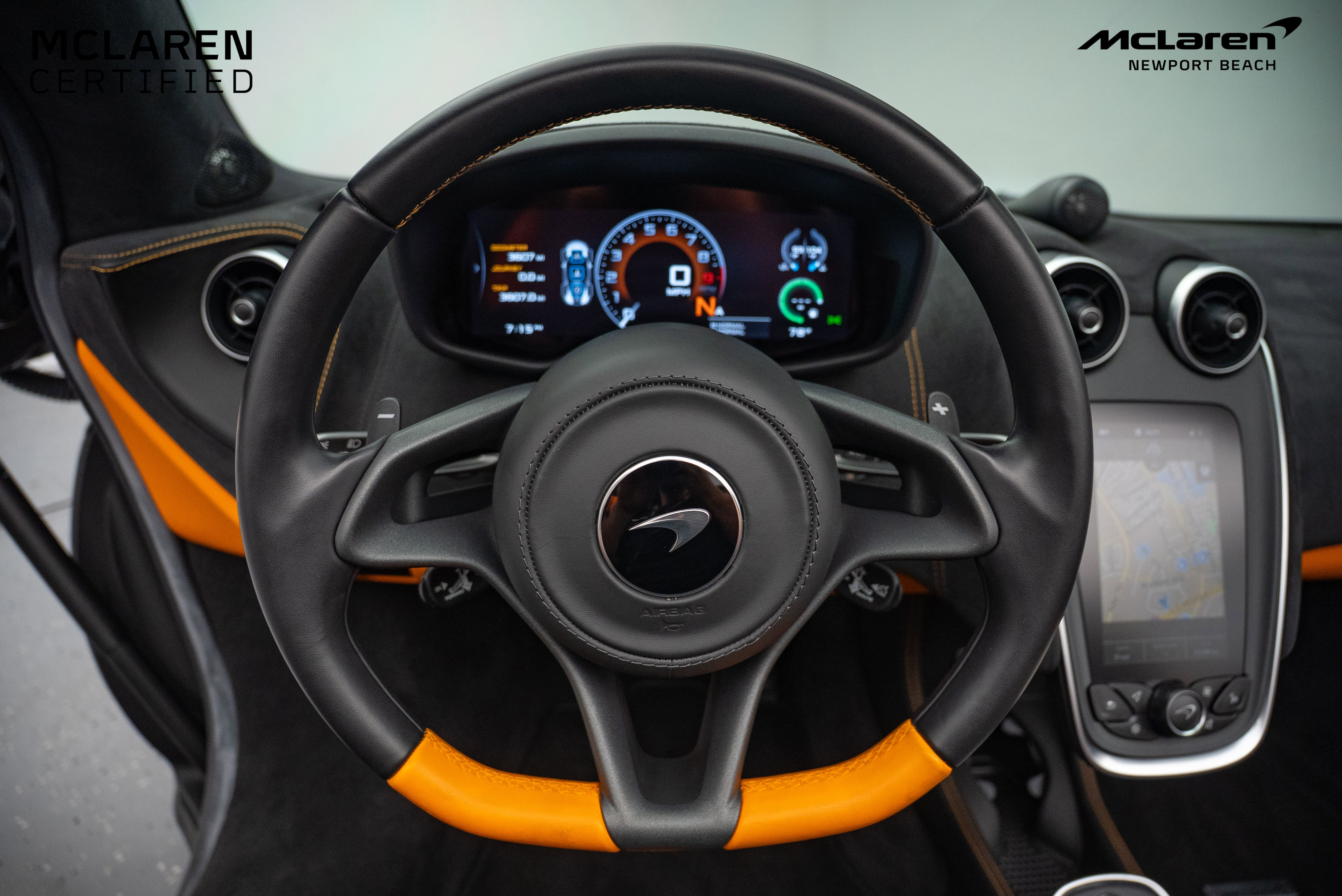 Used 2019 McLaren 570S Spider image 27