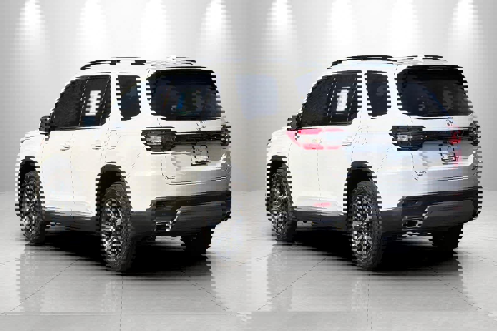 Used 2025 Honda Pilot Touring image 6