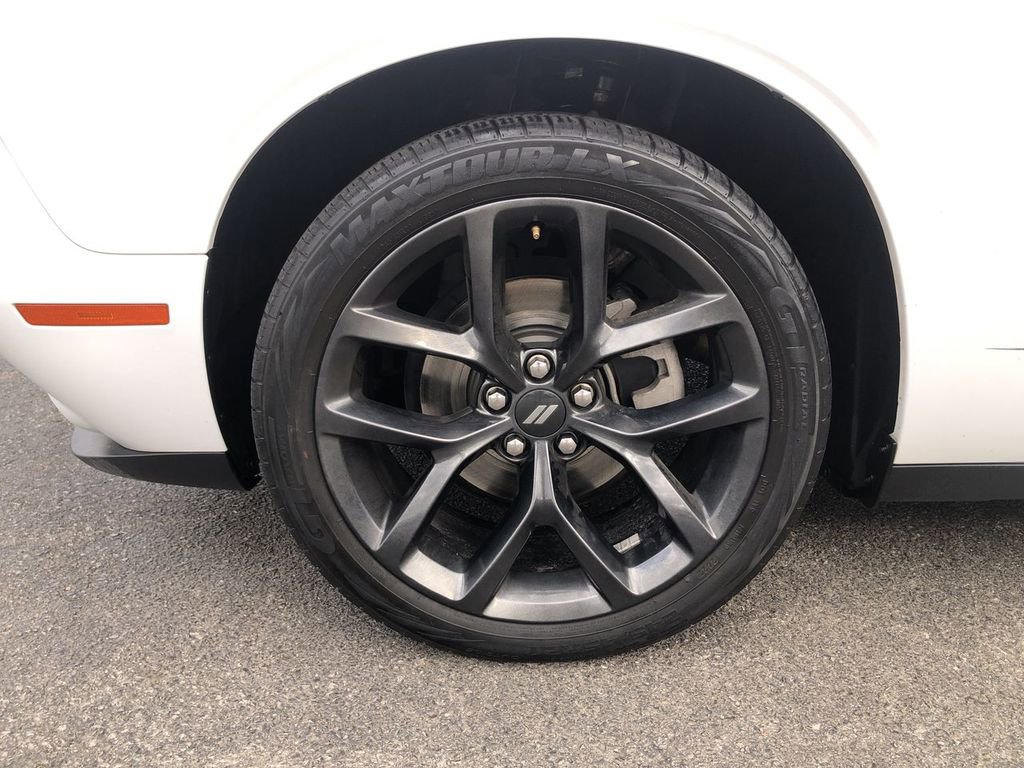 Used 2021 Dodge Challenger SXT w/ Blacktop Package RWD image 10
