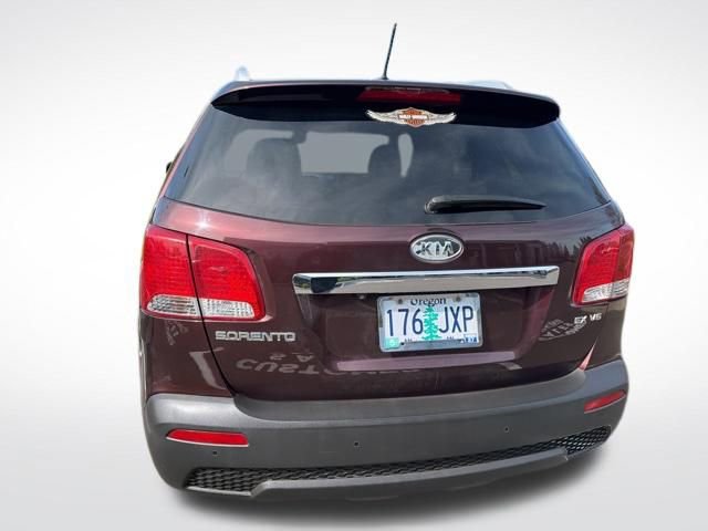 Used 2011 Kia Sorento EX w/ Premium Pkg image 4
