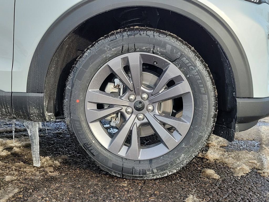 New 2026 Ford Explorer Active w/ Active Comfort Package image 9