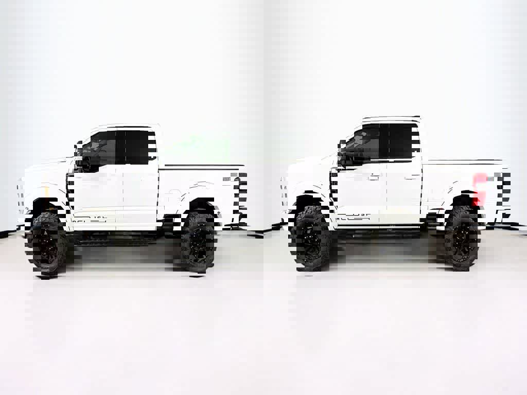 New 2026 Ford F250 Lariat w/ Black Appearance Package image 3