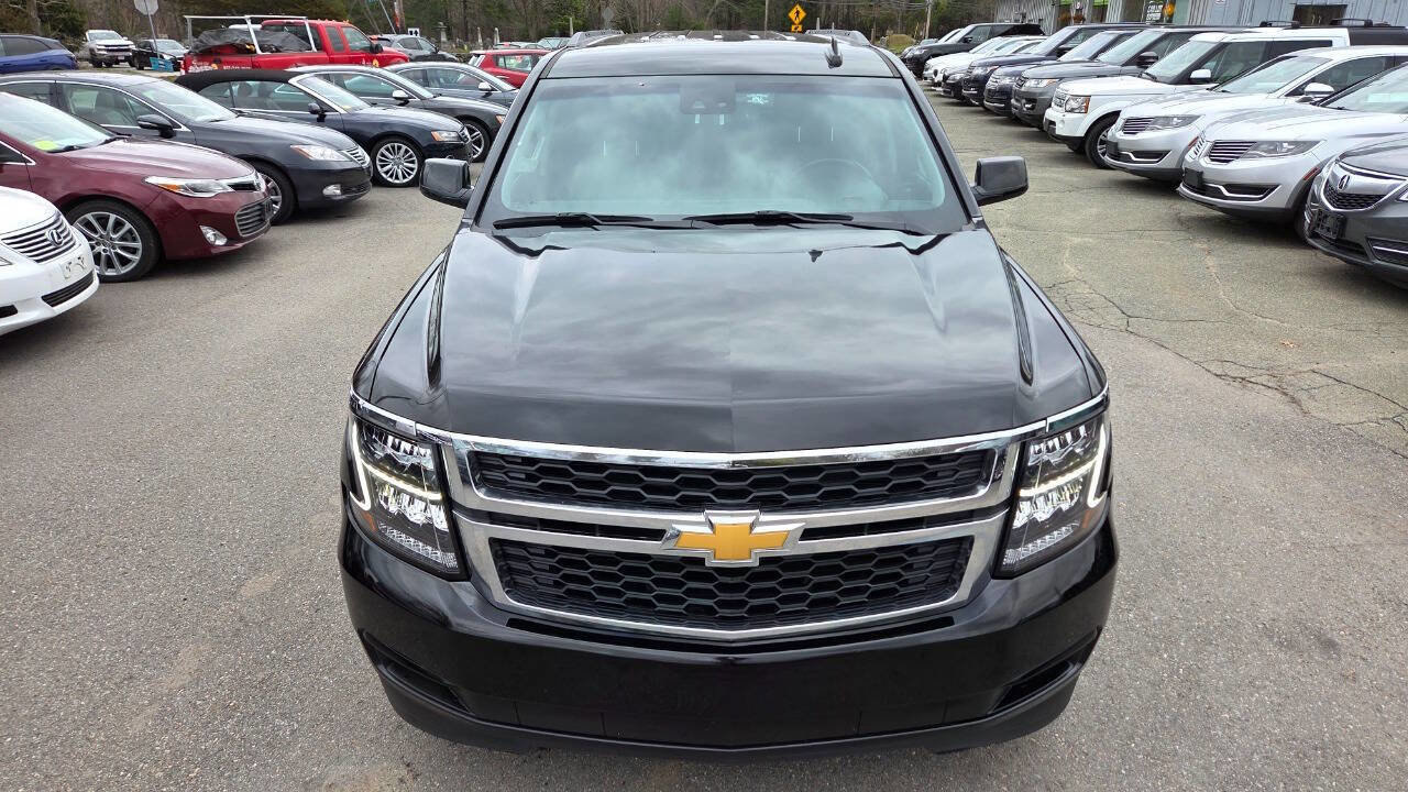 Used 2019 Chevrolet Suburban LT AWD/4WD image 3