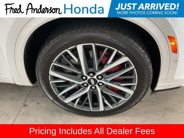 Used 2024 Cadillac XT6 Sport w/ Technology Package AWD/4WD image 29