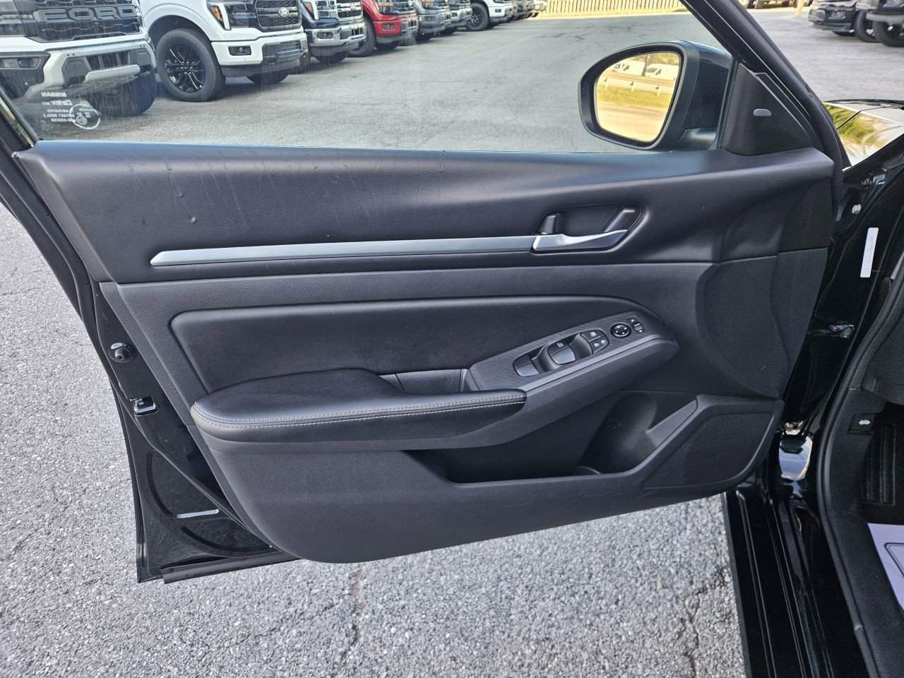 Used 2022 Nissan Altima 2.5 SV image 21