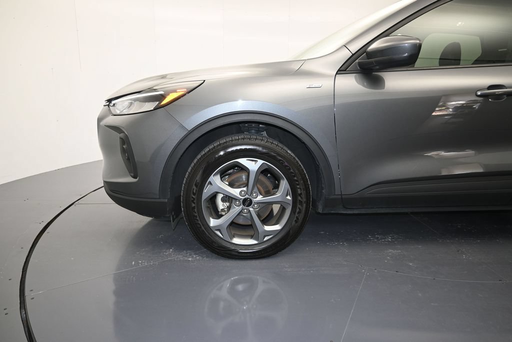 Used 2025 Ford Escape ST-Line Select AWD/4WD image 9