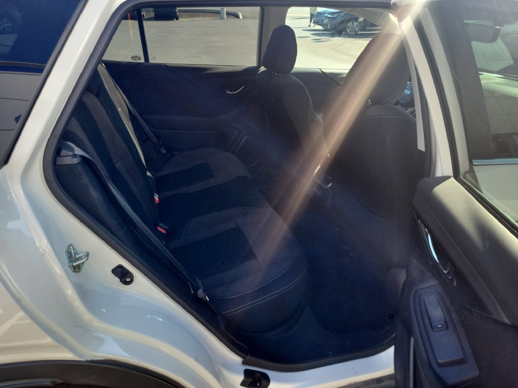 Certified 2022 Subaru Outback Premium AWD/4WD image 10