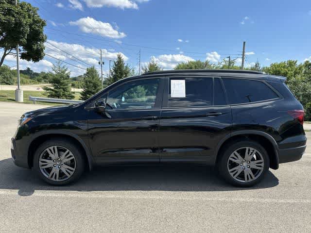 Used 2022 Honda Pilot Sport image 2