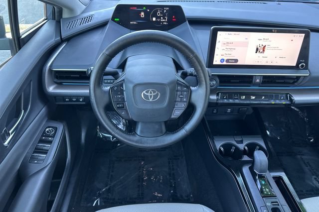 Used 2023 Toyota Prius XLE FWD image 16