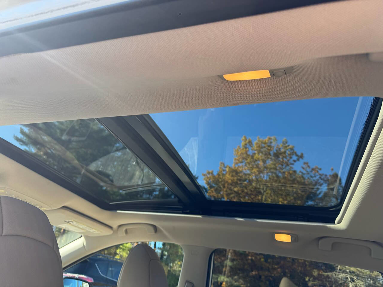 Used 2015 Nissan Rogue SL w/ SL Premium Package image 20