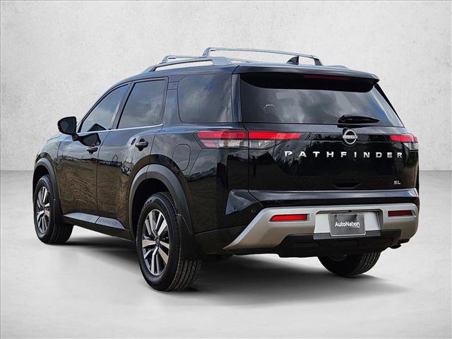 Used 2024 Nissan Pathfinder SL FWD image 8