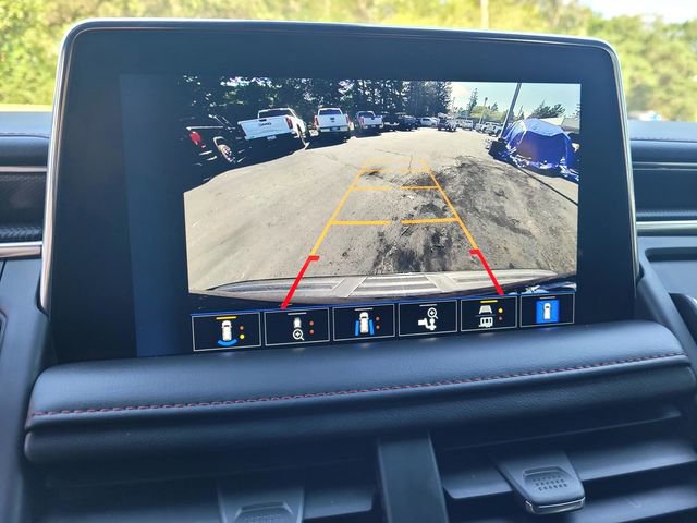 Used 2022 Chevrolet Tahoe RST w/ Luxury Package AWD/4WD image 11