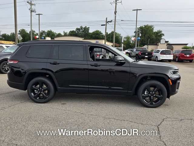 New 2026 Jeep Grand Cherokee L Limited RWD image 15