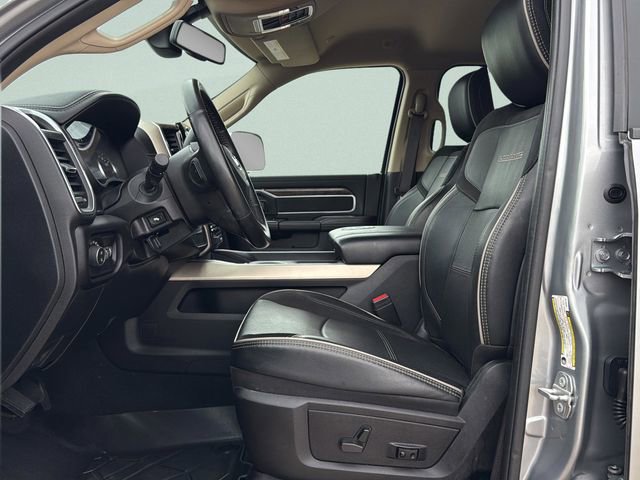 Used 2020 RAM 3500 Laramie image 23