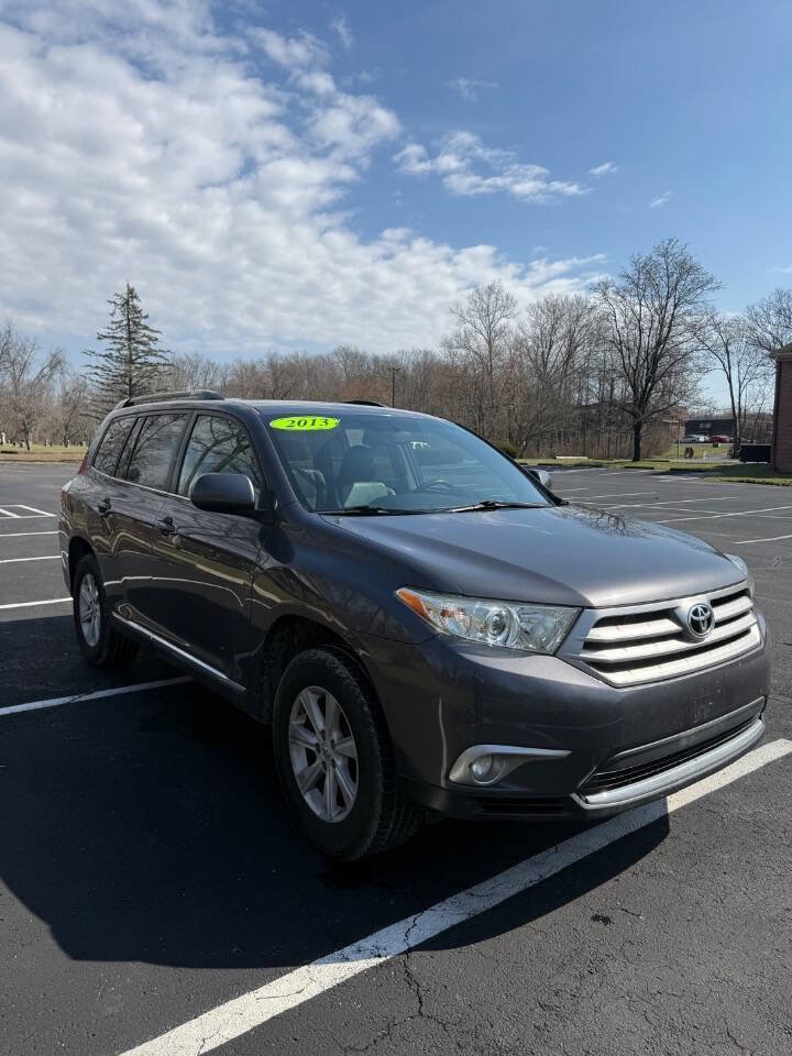 Used 2013 Toyota Highlander SE image 3