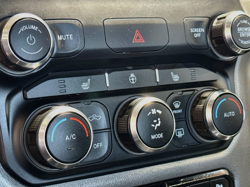 Used 2022 RAM 1500 Big Horn AWD/4WD image 19