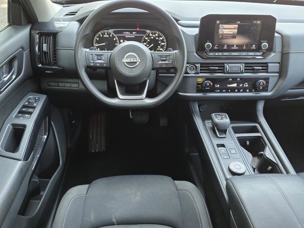 Used 2023 Nissan Pathfinder S w/ Cargo Package image 9